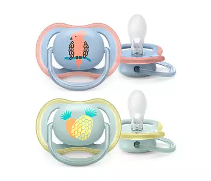 To pacifiers in pastel farver med dyremotiver en papegøje og en ananas design til spædbørn fra 0 til 6 måneder Philips Avent SCF085/12 Ultra air sut 2-pak