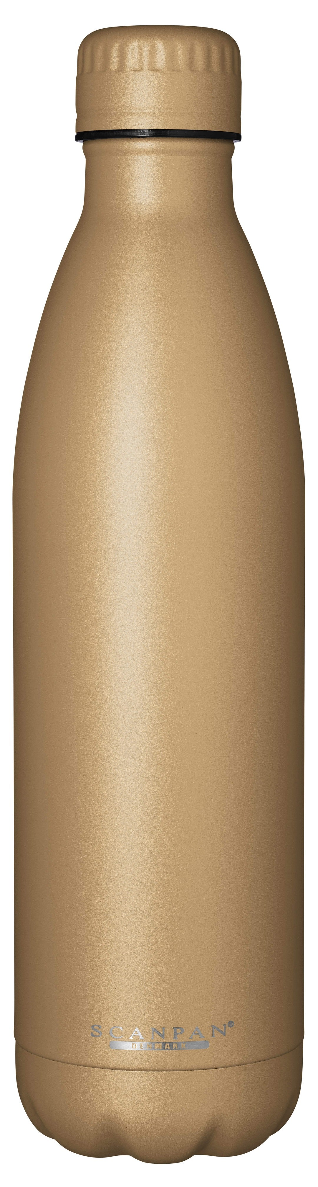 Scanpan To Go termoflaske i aluminium på 750 ml farven tannin med en glat overflade og skrueprop sikrer en tæt lukning passende til både varme og kolde drikke