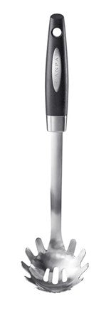 Scanpan pastaske 32 cm i klassisk design med et ergonomisk sort håndtag og en rustfri stål skål til servering af pasta