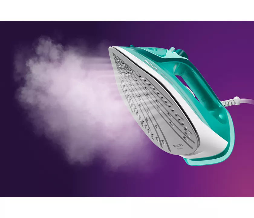 Philips DST3030/70 dampstrygejern der udsender konstant damp med en effekt på 2400 watt og dampfunktion på 40 gram pr. minut mod en lilla baggrund.