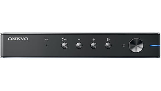 Billede af Onkyo OKAT3B/00 T3 bærbar Bluetooth-højttaler i sort set fra fronten med kontrolpanel og knapper til mikrofon, afspilning, volumen og Bluetooth forbindelse