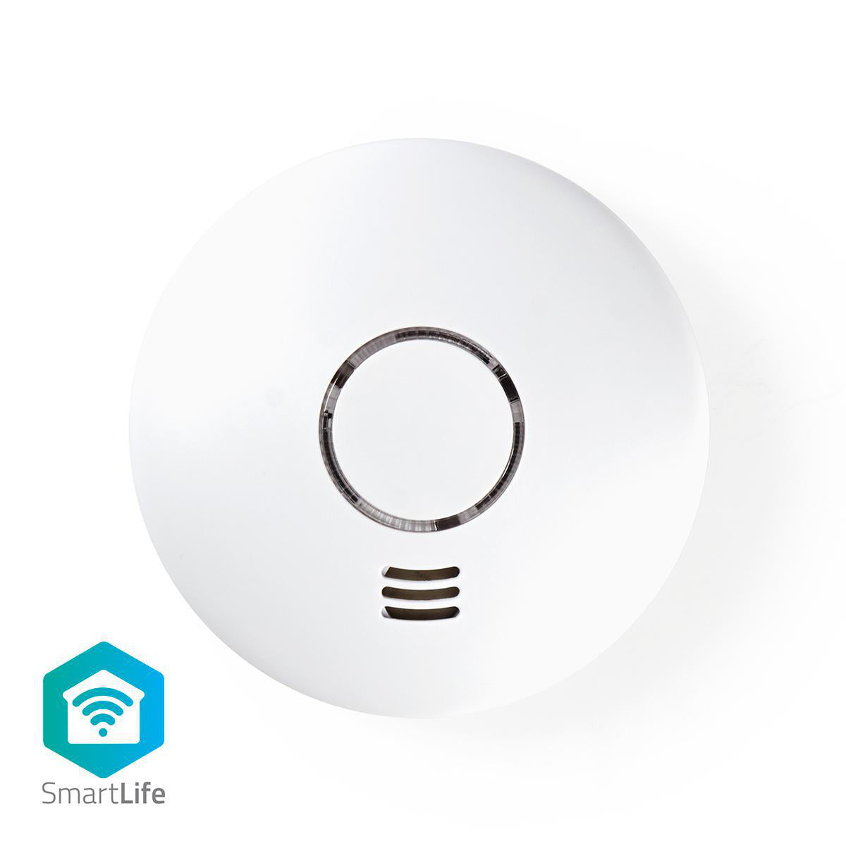 Smart røgalarm fra Nedis i hvid farve med en rund form og en cirkulær sensor i midten samt en lille højttaler nederst kommer med et SmartLife ikon i venstre hjørne
